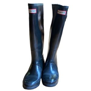 Hunter Black Gloss Pull On Rain Boots Size 6